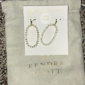 Kendra Scott feather weight earrings